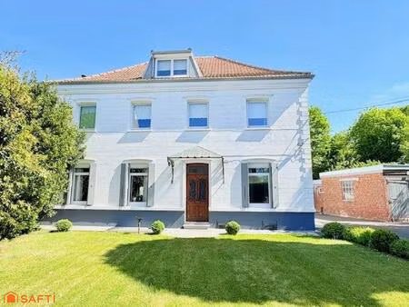 maison bourgeoise de 275 m² – habitable de plain-pied – bien d’exception pour famille
