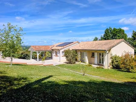 maison le plan 8 pièce(s) 210 m2