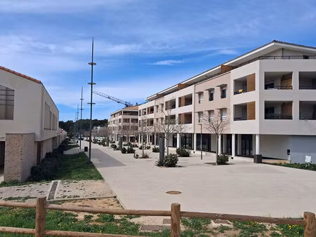 local commercial 3 pièces 50 m² à louer ventabren 13122 ? | era immobilier