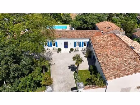 vente maison de luxe dompierre-sur-mer 9 pièces 310 m² <meta name="description" content="l