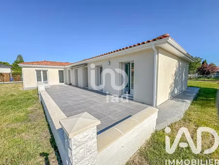 maison à le pian-médoc (33290)