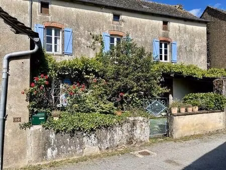 maison de charme avec dépendances et grand terrain.