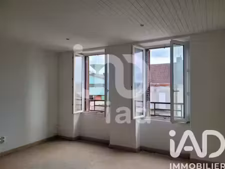vente immeuble 319 m² commentry (03600)