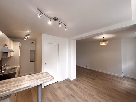 studio 28m2 centre ville chantilly