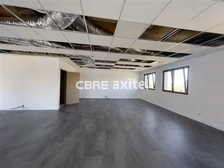 location bureau seynod 97 m²