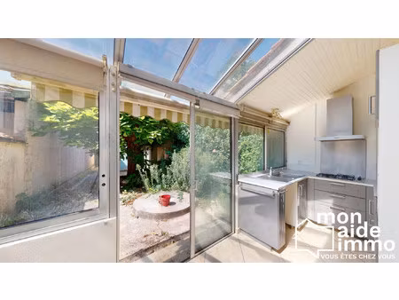 charmante maison de ville avec jardin