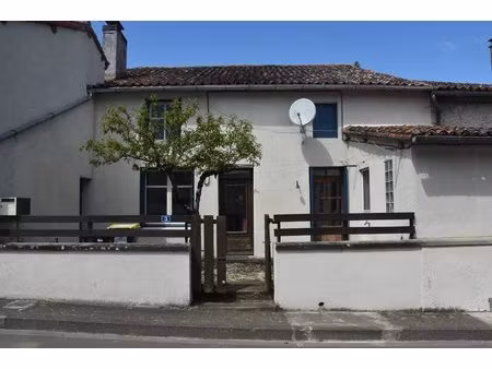 charmante maison avec un beau jardin