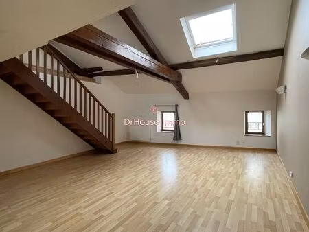 immeuble de rapport comportant 5 lots
