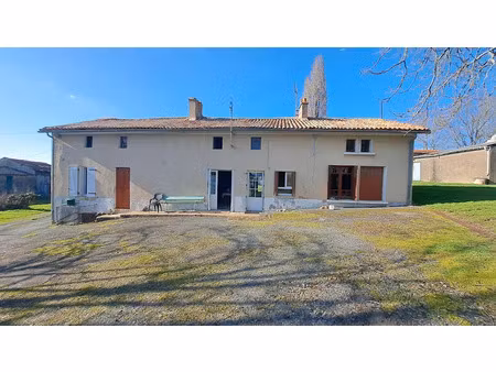 vente ferme 4 pièces 104 m² à verruyes (79310)  126 000 €