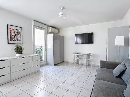 location appartement 1 pièce 32m² montpellier 34000