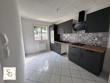 location maison 4 pièces 75m² gaillac 81600