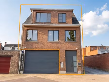appartement te huur in kapellen met 3 slaapkamers