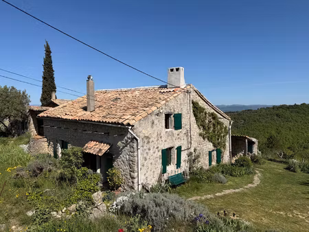 achat maison 8 pièces 192m² valvigneres 07400