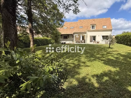 maison 7 pièces - 180 m²