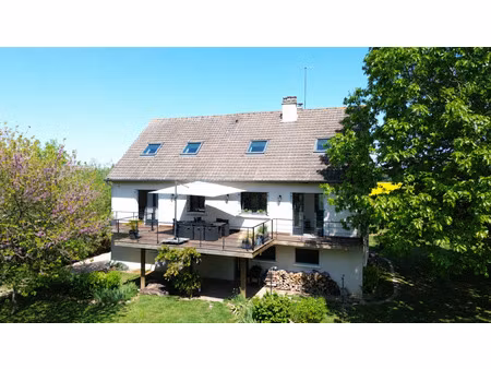 maison indépendante avec garage et jardin clos