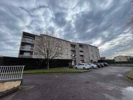 location appartement 3 pièces 65m² decines charpieu 69150