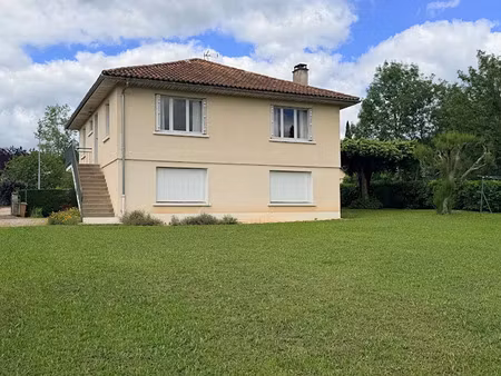 vente maison 5 pièces 120 m² à figeac (46100)  178 500 €