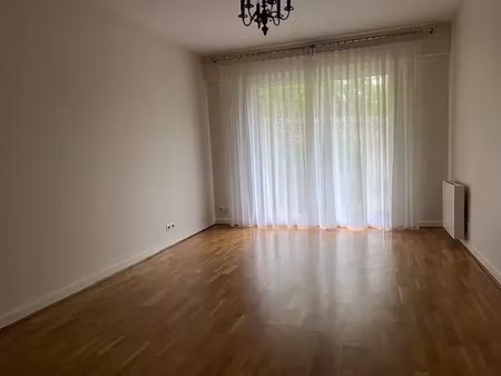 location appartement 3 pièces 70 m² à poitiers (86000)