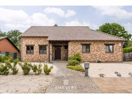 open bebouwing met zwembad  poolhouse en mogelijkheid tot 6 slpk in koersel