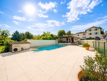 vente maison 9 pièces 275 m² chasselay (69380)