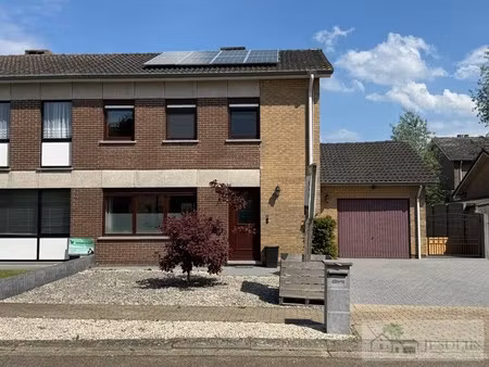 woning met inpandige garage en tuin - epc c