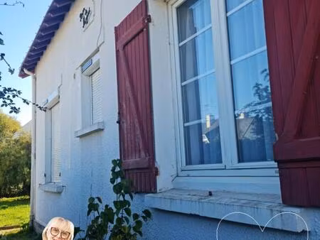 maison de 145 m² hab / 153 m² au sol à rénover sur parcelle de 388 m² avec garage
