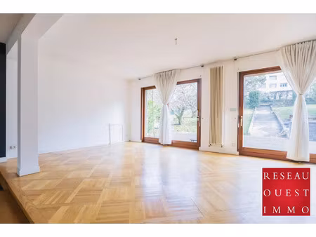 vente maison 4 pièces 250 m² francheville (69340)