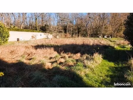 terrain 849 m² briis sous forges