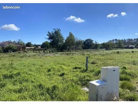 terrain 632 m² le porge