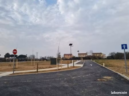 terrain 470 m² rieumes