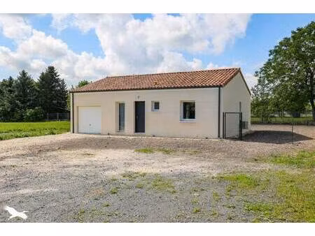 vente maison 3 pièces 75 m² barbezieux-saint-hilaire (16300)