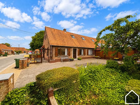 huis te koop in elverdinge met 3 slaapkamers