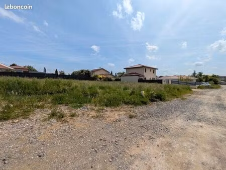 terrain 600 m² dompierre sur chalaronne