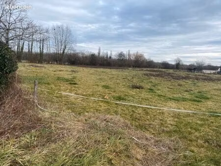 terrain 536 m² narcastet