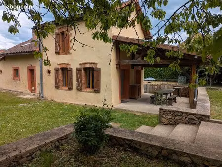 maison 110 m2 + dépendance
