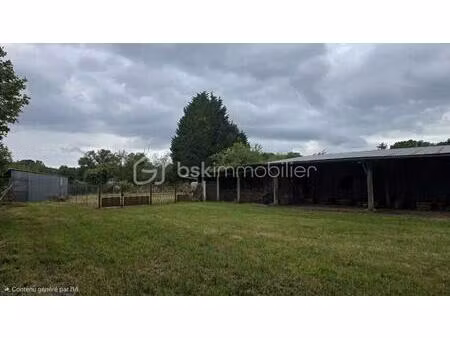 terrain de loisirs de 1 104 m² à limalonges
