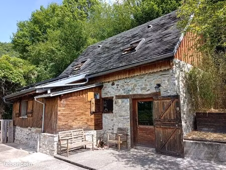 propriété 2 pièces 67 m²