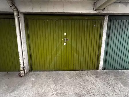 box à vendre parking