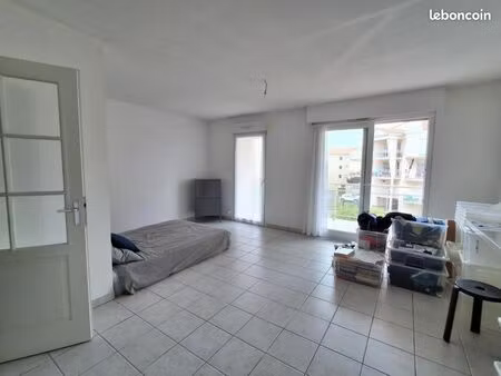 studio 1 pièce 34 m²