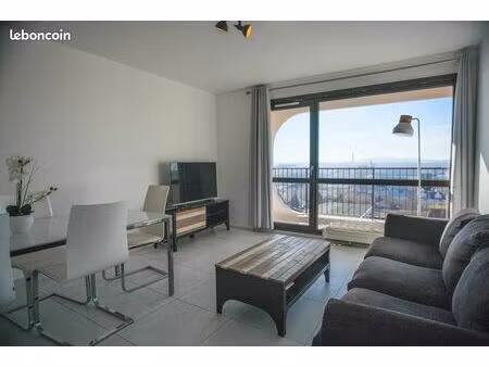 appt t4 meublé 85m² – vue panoramique 180° – grande terrasse – dernier étage – sochaux cen