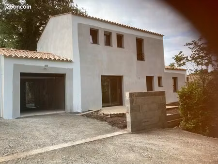 maison 5 pieces - 4 chambres