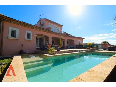 superbe villa méditerranéenne à magalas | 6 pièces | piscine | vue dégagée | entrées...