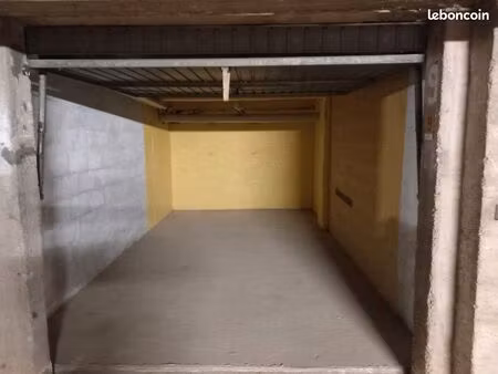 location garage brest