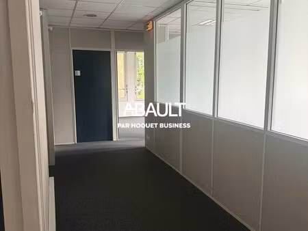 location local professionnel 389m² bordeaux 33300