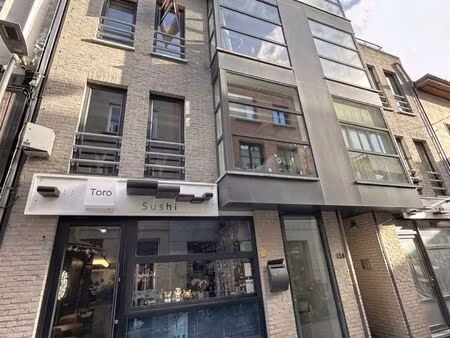 appartement te koop in sint-niklaas met 2 slaapkamers