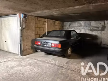 parking à paris (75006)