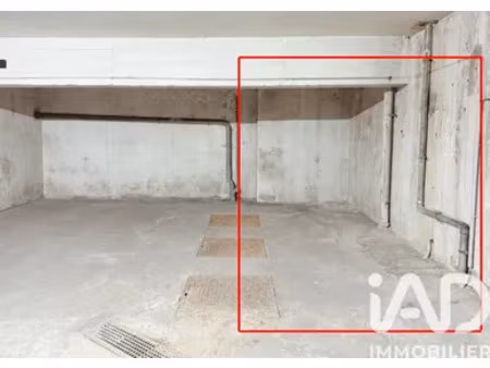 parking à paris (75009)