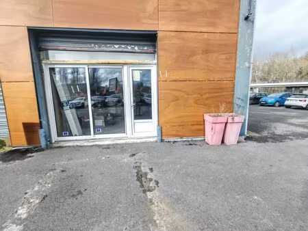 location local d’activités cormontreuil 51350 59m²