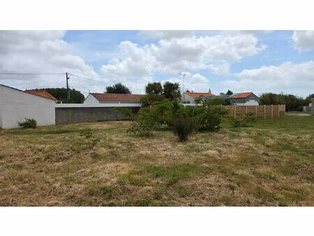 vente terrain  425.00m²  commequiers