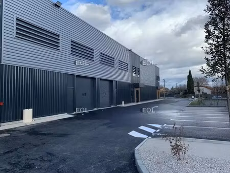 location local d’activités vedene 84270 270m²